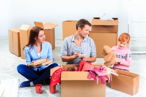Organized moving service planning and packing for a Knightsbridge relocation
