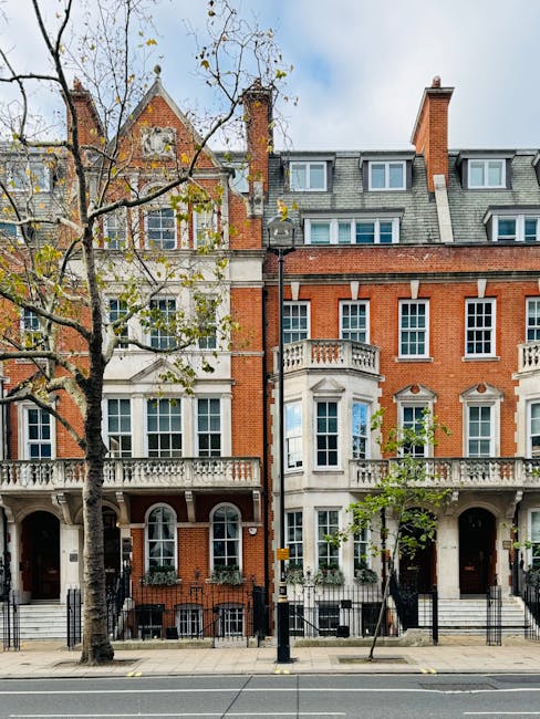 https://knightsbridgemovers.org.uk/blog/sloane-square-removals-lift-and-stair-access-tips-knightsbridge/